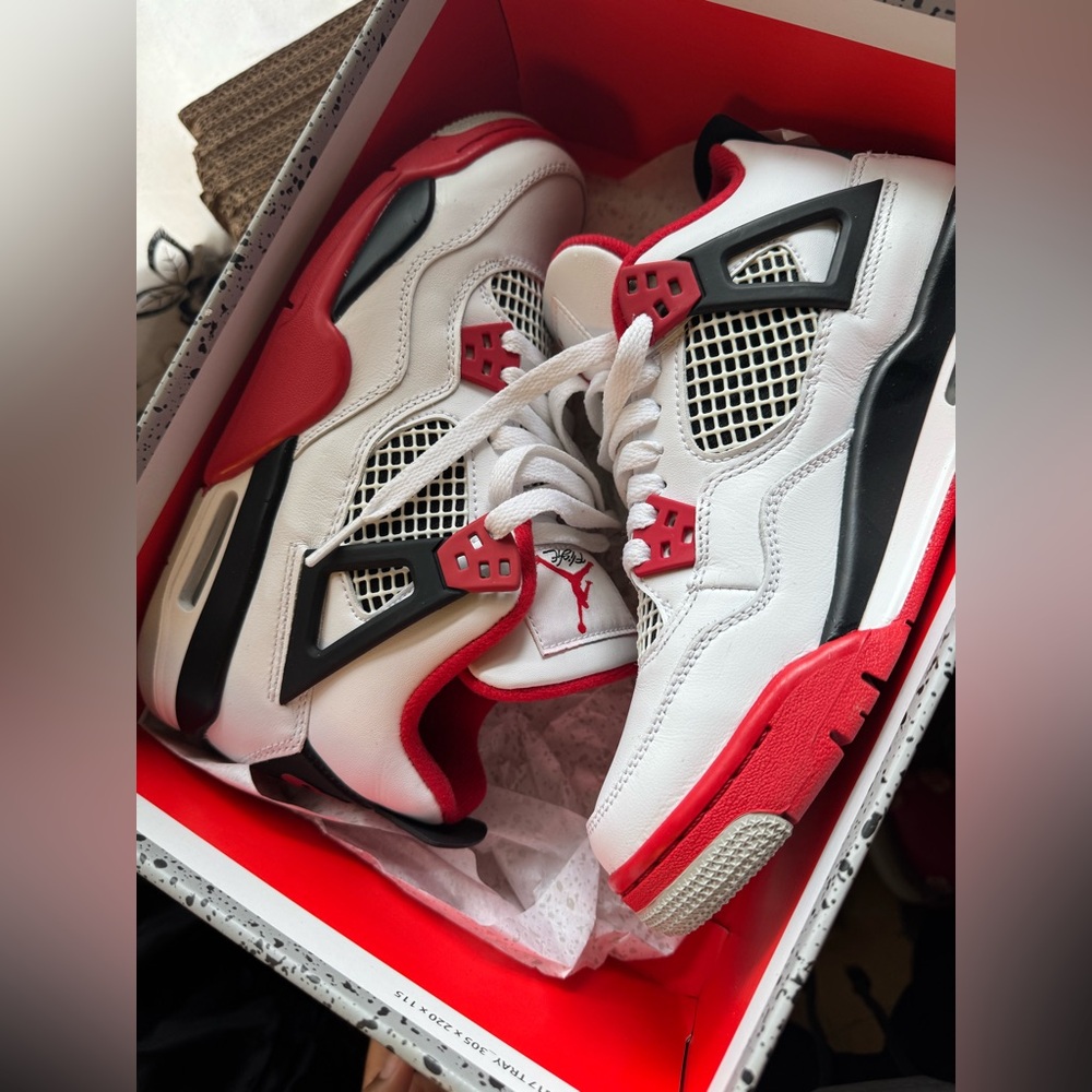 Jordan 4’s